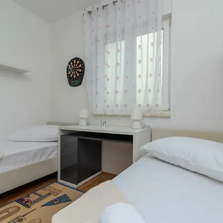 Apartmán Two Bedroom Marin *