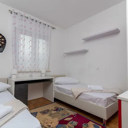 Two Bedroom Marin