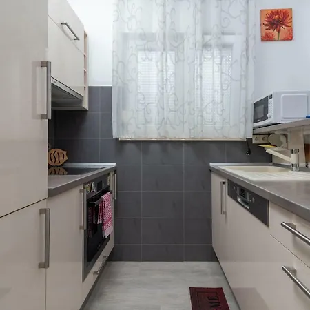 Two Bedroom Marin * Трогир