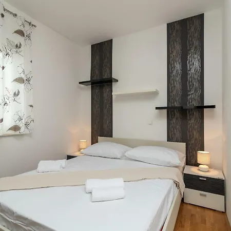 Two Bedroom Marin