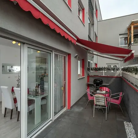 Two Bedroom Marin * Trogir