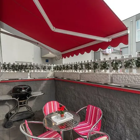 Two Bedroom Marin * Trogir