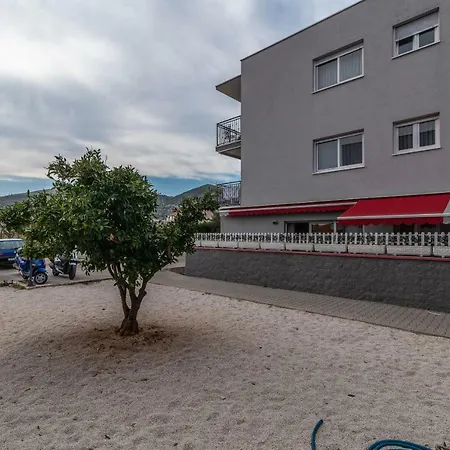 Apartament Two Bedroom Marin *